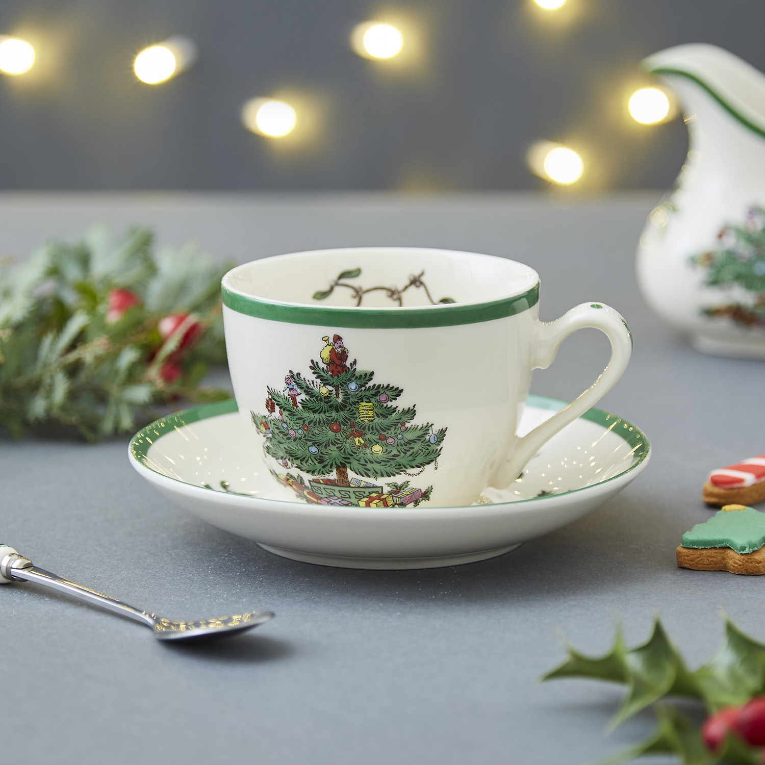 Christmas Tree Teacup & Saucer image number null